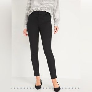 Old Navy High-Waisted Pixie Skinny Pants